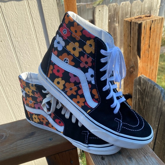 Vans Sk8-Hi 70’s flower pattern - Picture 1 of 9